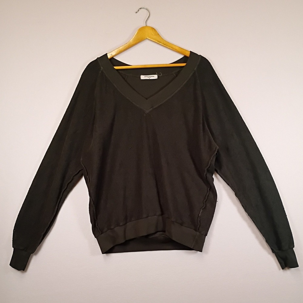 Minimalist perfectwhitetee Womens Small Charcoal Black V-Neck Terry Sweatshirt